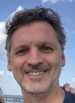 Alejandro Roberto Contreras