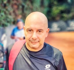 Carlos Torres