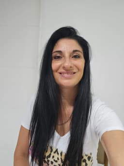 Adriana Luján